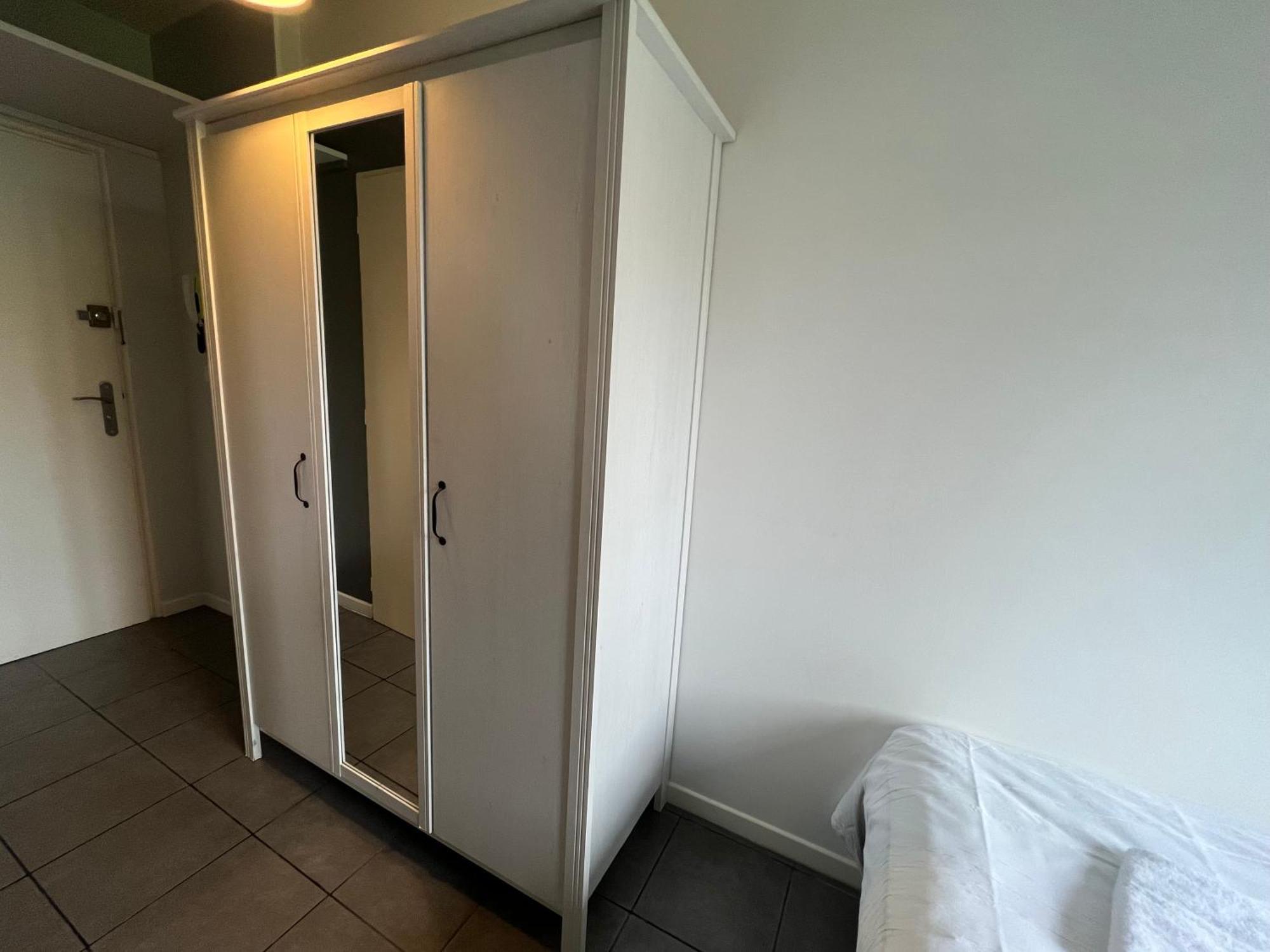 La Paille Metz Luxembourg Parking Un-Sejour-A-Part Leilighet Eksteriør bilde